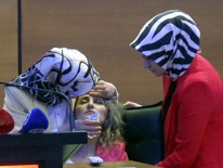 Konuşma yaptığı sırada fenalaştı