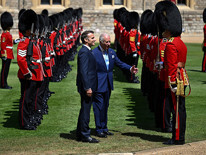 Fransa Cumhurbaşkanı Macrondan protokol ihlali