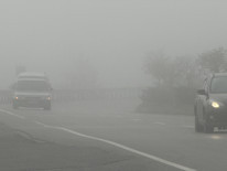 Yoğun sis... Görüş mesafesi 20 metreye kadar düştü