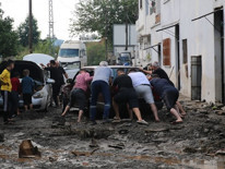 Toprakkale-İskenderun Otoyolunda araçlar mahsur kaldı