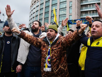 Sadettin Sarana destek için Fenerbahçeli taraftarlar adliyede