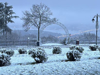 Kar yağışı başladı, tatil haberleri art arda geldi İşte 12 Ocak Pazartesi günü okulların tatil edildiği il ve ilçeler...