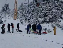 Uludağda panik anları Tatilciler metrelerce yükseklikte mahsur kaldı
