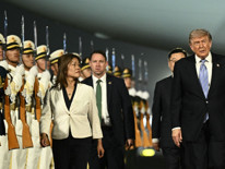 Trumptan Çine kritik ziyaret