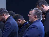 İran eski dini lideri Hamaneye son veda