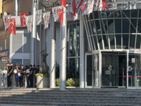 İzmit Belediyesine yönelik yolsuzluk soruşturmasında çok sayıda gözaltı