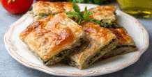 Selanik usulü ıspanaklı börek tarifi
