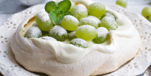 Üzümlü pavlova tarifi
