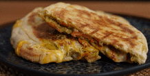 Peynirli tost tarifi (Videolu)