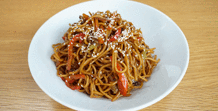 Sebzeli noodle nasıl yapılır Yanına ne gider
