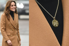 Kate Middleton: Massimo Dutti Manto