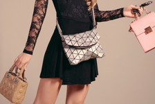 Çanta rehberi: Hangi kıyafete nasıl çanta takılır?