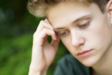 Ergenlerdeki davranış değişiklikleri bağımlılığa işaret edebilir