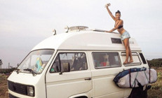 İşlerinden istifa ettiler, karavanla dünyayı geziyorlar