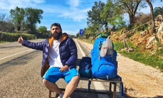Çılgın Türk otostopla 24 ülkeyi gezdi