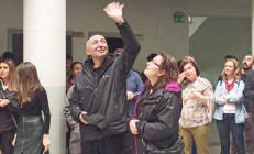 Öğrencilerim beni kafaladı