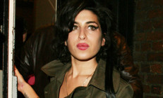 Kalbi kırık ayrıldı bu dünyadan...  Amy Winehouse