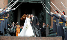 104 yıl sonra ilk kraliyet düğünü: Son Rus çarı 2. Nikolainin soyundan gelen George Mihailoviç Romanov ile Rebecca Bettarini evlendi