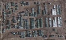 Uydu görüntüleri ortaya çıktı 90 bin asker sınırda bekliyor...