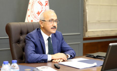 Hazine ve Maliye Bakanı Elvandan kur açıklaması