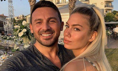 Eski futbolcu Ahmet Dursun ve Asena Demirbağ boşandı