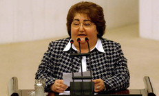 Acı haberi İçişleri Bakanı Soylu duyurdu Güldal Akşit hayatını kaybetti