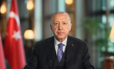 Erdoğandan yeni yıl mesajı: Ekonomide tarihi dönüşüm başlattık, kurdaki dalgalanmayı ortadan kaldırdık