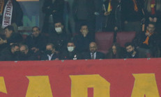 Luis Campos, Galatasaray-Kasımpaşa maçını tribünden takip etti