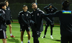 Beşiktaş Süper Lig hazırlıklarına 10 eksikle başladı
