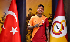 Son Dakika Haberi... Galatasaray, Erick Pulgar transferini resmen açıkladı