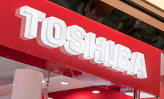 Toshiba üçe bölünme planından vazgeçti
