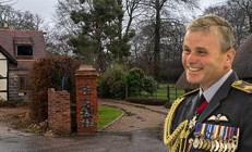 İngiltere bu skandalla çalkalanıyor... 54 yaşındaki general komşularını şoke etti