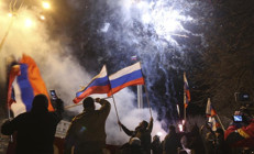 Rusyanın Donetsk ve Luganskı tanıma kararı bölgede kutlanıyor