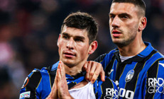 Olympiakos-Atalanta maçı sonrası Merih Demiraldan Malinovskyiye destek Savaşa hayır