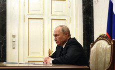 Putin: Kiev, mümkün olan her şekilde müzakere sürecini geciktirmeye çalışıyor
