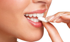 Sakız çiğnemek orucu bozar mı, oruçluyken sakız çiğnenir mi Diyanet yanıtladı