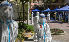 Çinde salgın paniği büyüyor: Şanghay kenti tamamen karantinaya alındı