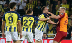Fenerbahçe-Galatasaray maçında tansiyon yüksel Mert Hakan Yandaş ve Marcao...