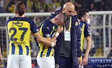 Fenerbahçede sakatlanan Dimitris Pelkas gözyaşlarına boğuldu