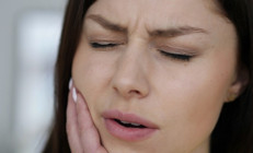 Kan yutmak orucu bozar mı Oruçluyken kan yutmanın hükmü nedir Diyanet bilgisi