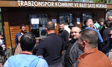 Trabzonspor-Antalyaspor maçının biletleri karaborsada Şampiyonluk öncesi polis devreye girdi