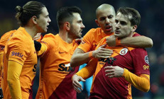 Son dakika: Galatasarayda yaprak dökümü başlıyor Arda Turanın kararı... Umut Bozok ve Axel Witsel gelişmesi... | Transfer haberleri