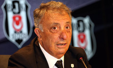 Beşiktaş Başkanı Ahmet Nur Çebiden 1959 öncesi şampiyonluklarla ilgili açıklama