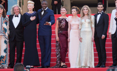 Ünlü Türk oyuncular dünya yıldızlarıyla Cannes Film Festivalinin kırmızı halısında