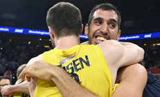 Fenerbahçe Bekoda çifte ayrılık