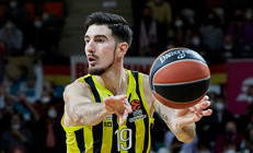 Asvel, Fenerbahçe Bekodan Nando De Coloyu kadrosuna kattı
