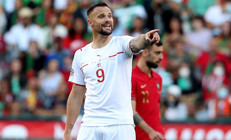 Galatasaray Haris Seferovicin sözleşmesi için şart koştu 15 maç oynarsa...