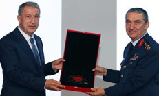 Hava Kuvvetleri Komutanlığında devir teslim töreni