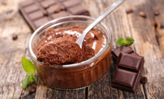 Çikolatalı mus (Chocolate Mousse) nasıl yapılır Evde çikolatalı mus tarifi, malzemeleri, yapımı ve püf noktaları