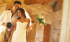 Ünlü dizinin ekibi bu düğünde buluştu: Tören defalarca ertelenmişti, sonunda evlendiler